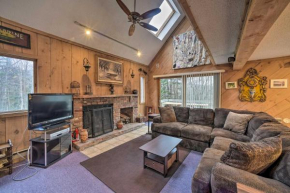 Cozy Mountain Retreat with Deck about 3 Mi to Mount Snow